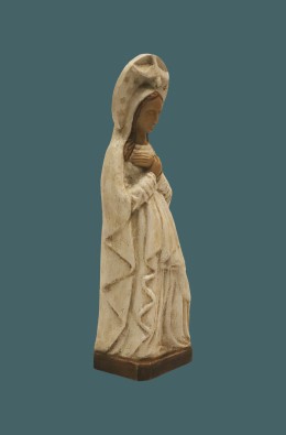 Our Lady Of Advent - White - 18 Cm