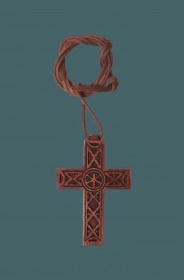 Small Cross Carved With Wire - Red - 6 Cm
